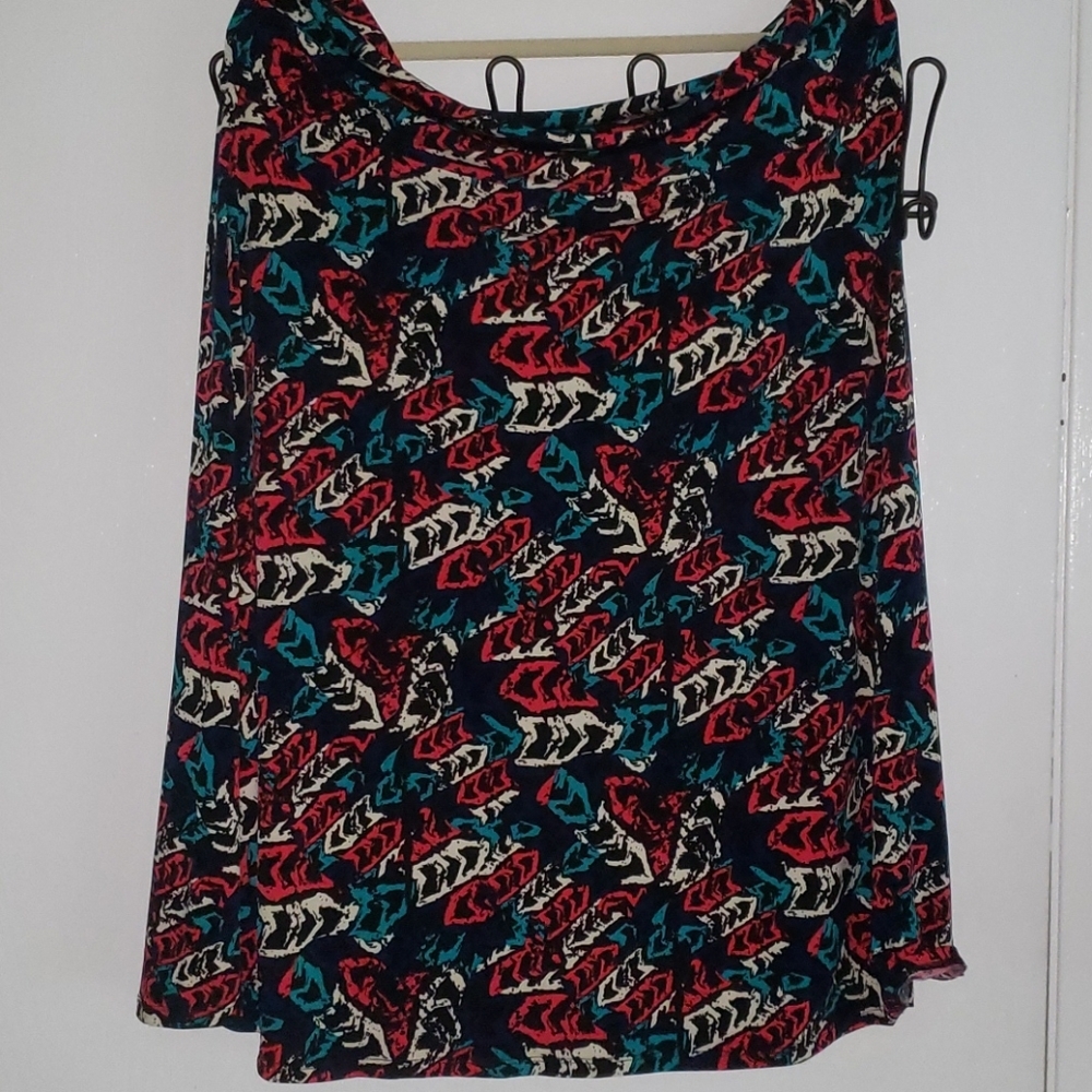 🌟3 for $21🌟 Womens 3XL Black Azure w/Triple Chevron Print